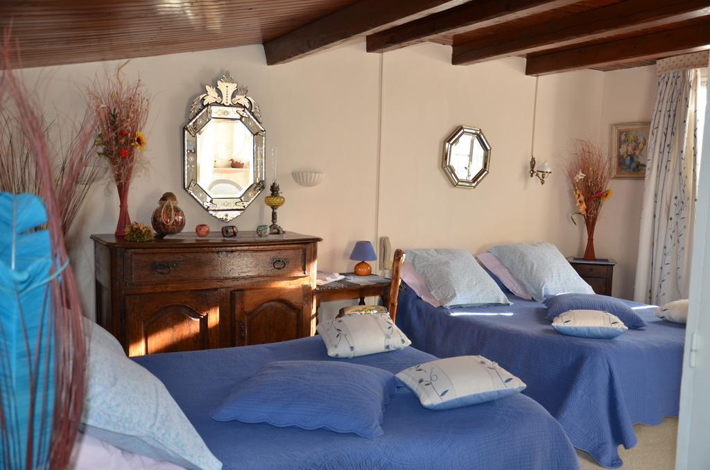 Auberge Du Lac Bauduen Habitación foto